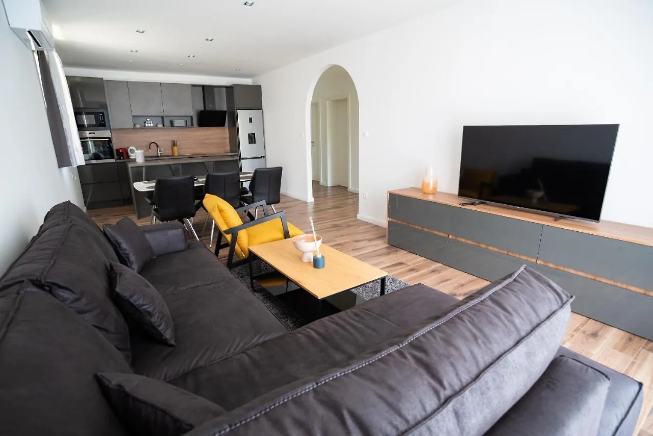 Onyx Croatia